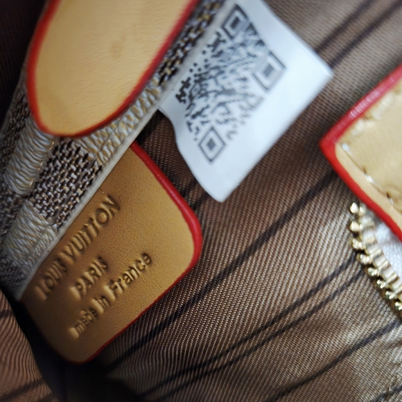 Designer-Inspired Cream and Tan Check Mini Tote with Round Coin Pouch - Picture 3 of 7